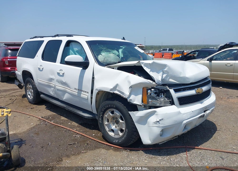 2014 CHEVROLET SUBURBAN 1500 LT VIN: 1GNSKJE7XER157480