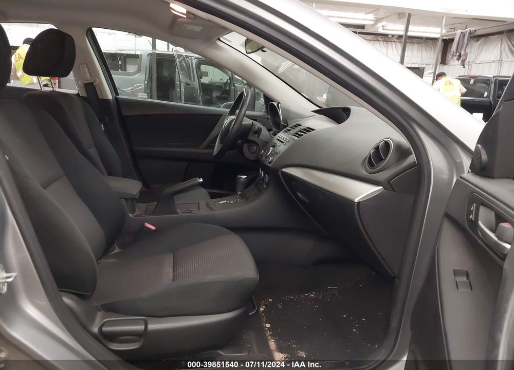 2013 MAZDA 3 I TOURING VIN: JM1BL1VP5D1811076