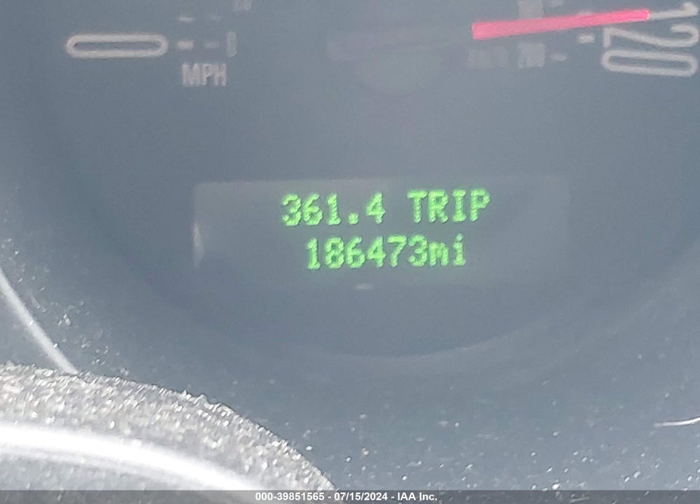 2005 FORD MUSTANG VIN: 1ZVHT84N855181063