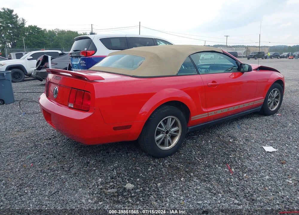 2005 FORD MUSTANG VIN: 1ZVHT84N855181063