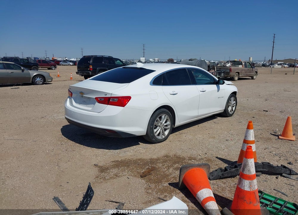 2018 CHEVROLET MALIBU VIN: 1G1ZD5ST9JF181655