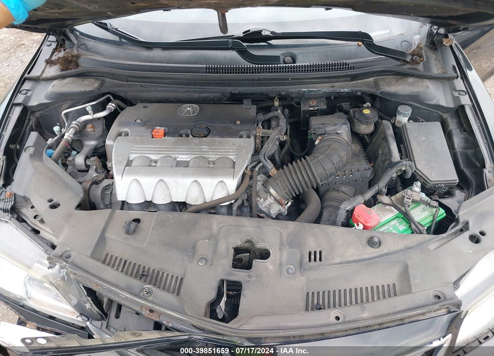 2013 ACURA ILX 2.4L VIN: 19VDE2E53DE000695