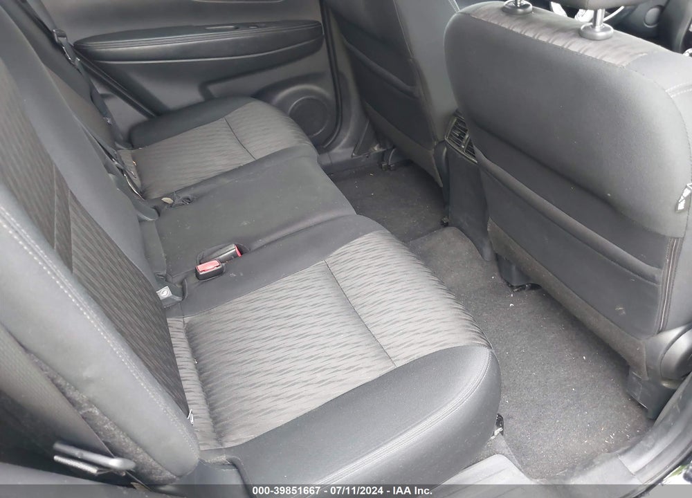 2018 NISSAN ROGUE SV VIN: 5N1AT2MT0JC796675