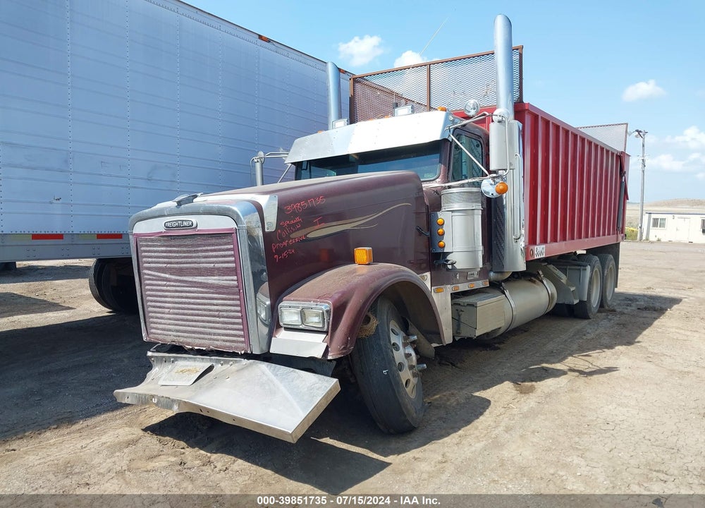 2000 FREIGHTLINER FLD FLD120 VIN: 1FUPCSZB7YPF09748