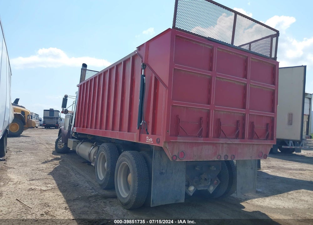 2000 FREIGHTLINER FLD FLD120 VIN: 1FUPCSZB7YPF09748