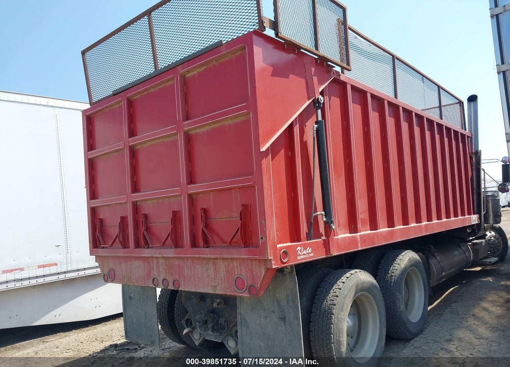 2000 FREIGHTLINER FLD FLD120 VIN: 1FUPCSZB7YPF09748