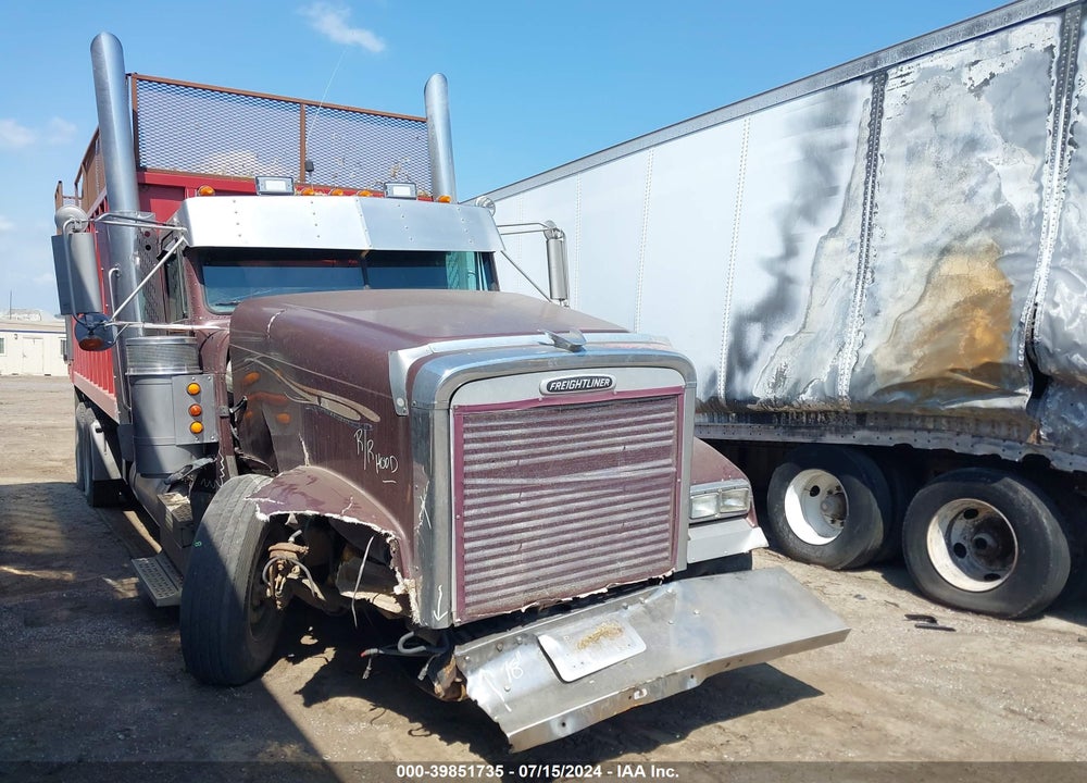 2000 FREIGHTLINER FLD FLD120 VIN: 1FUPCSZB7YPF09748