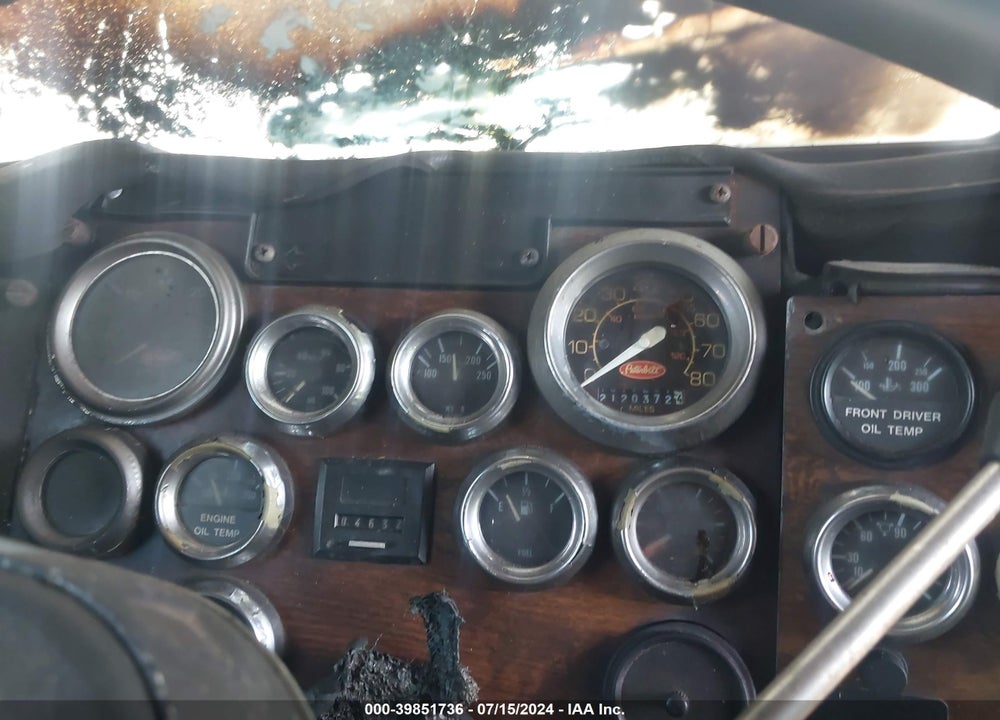 1994 PETERBILT 379 VIN: 1XP5DB9X0RD341070