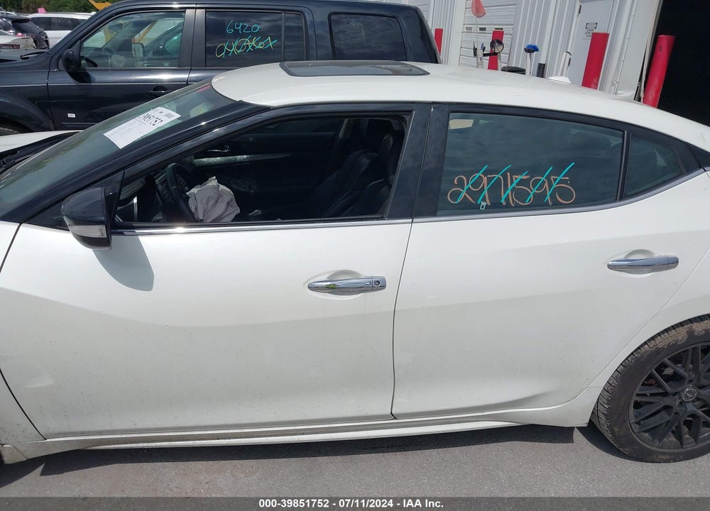 2017 NISSAN MAXIMA 3.5 SV VIN: 1N4AA6APXHC397801