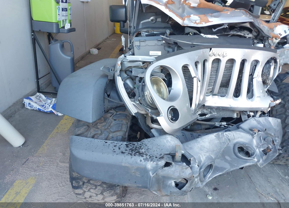 2015 JEEP WRANGLER UNLIMITED RUBICON VIN: 1C4BJWFG2FL767174