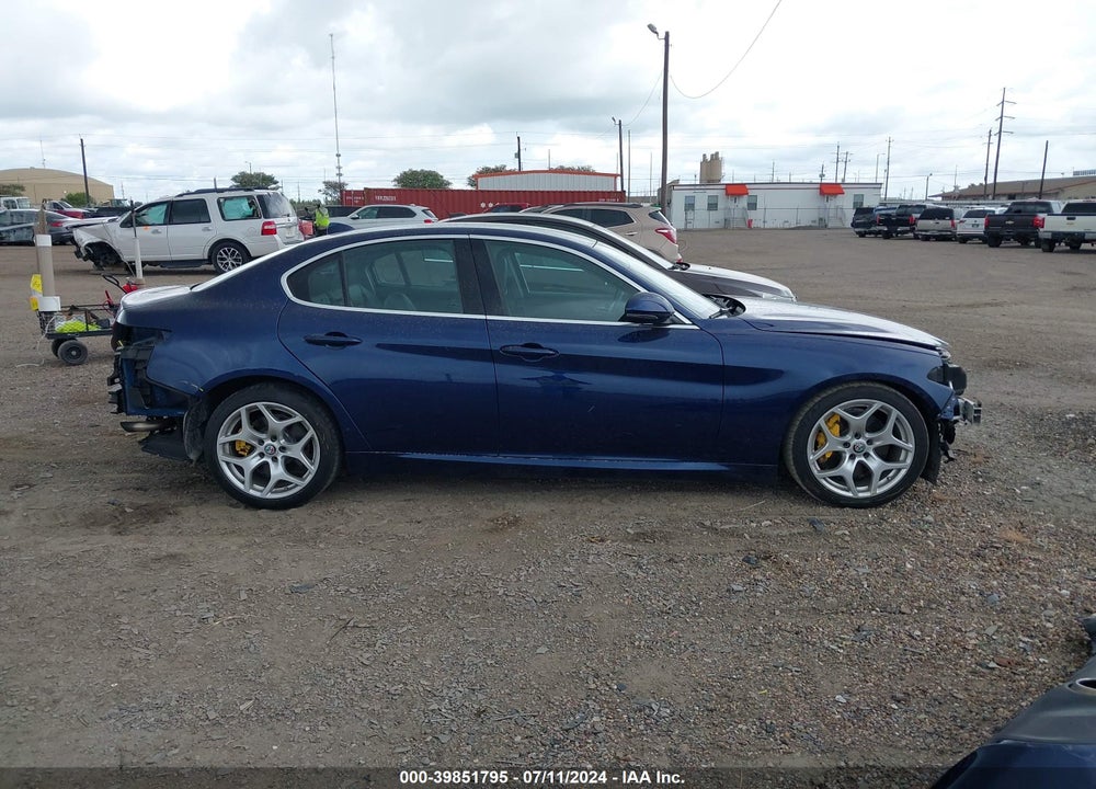 2018 ALFA ROMEO GIULIA TI RWD VIN: ZARFAECN9J7596655