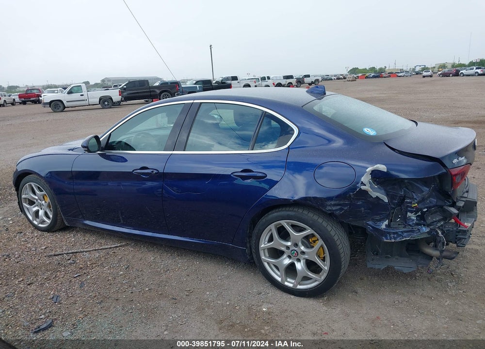 2018 ALFA ROMEO GIULIA TI RWD VIN: ZARFAECN9J7596655