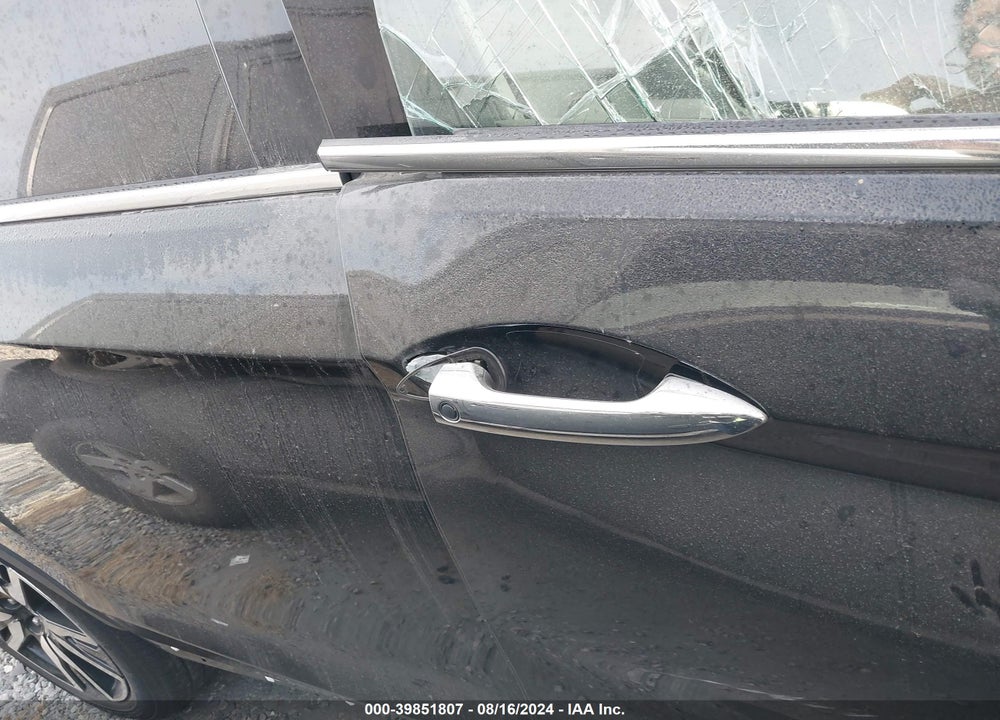 2022 HONDA PILOT VIN: 5FNYF5H61NB013677