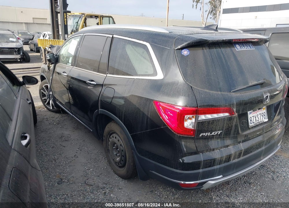 2022 HONDA PILOT VIN: 5FNYF5H61NB013677