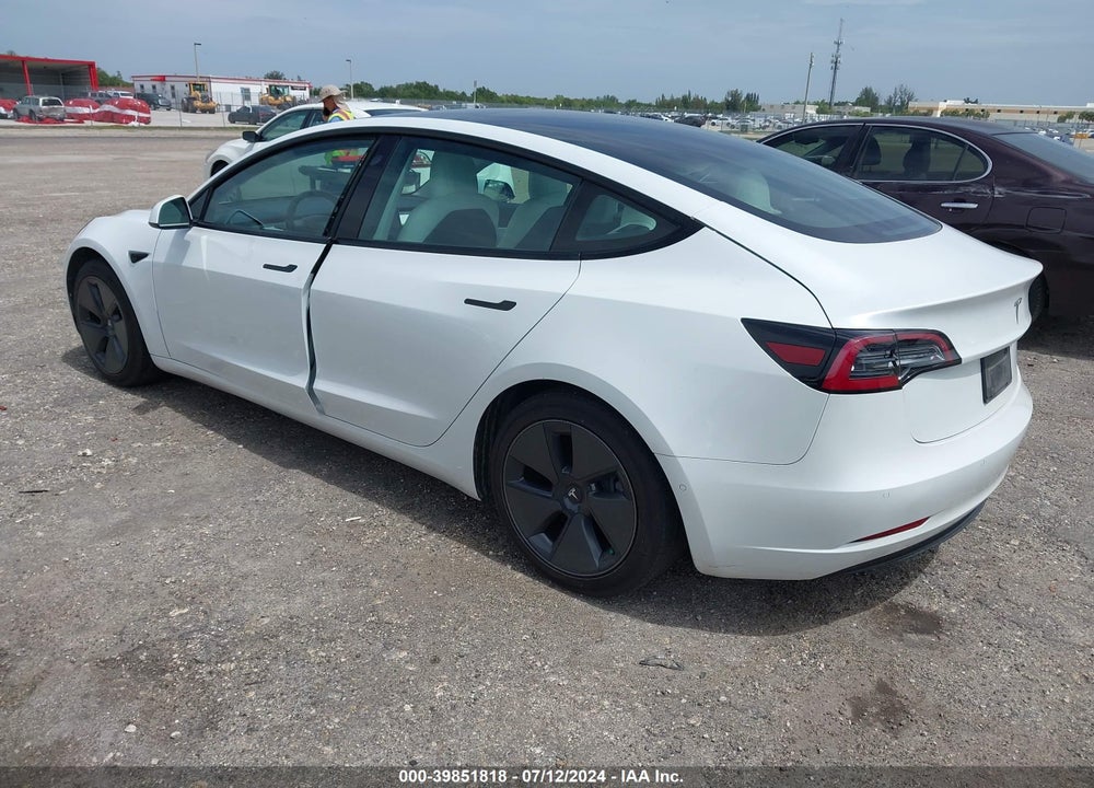2021 TESLA MODEL 3 STANDARD RANGE PLUS REAR-WHEEL DRIVE VIN: 5YJ3E1EA2MF857403