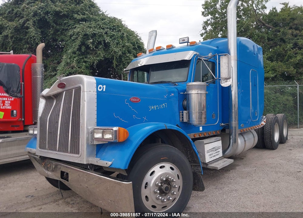 2005 PETERBILT 379 VIN: 1XP5DB9X75N829307