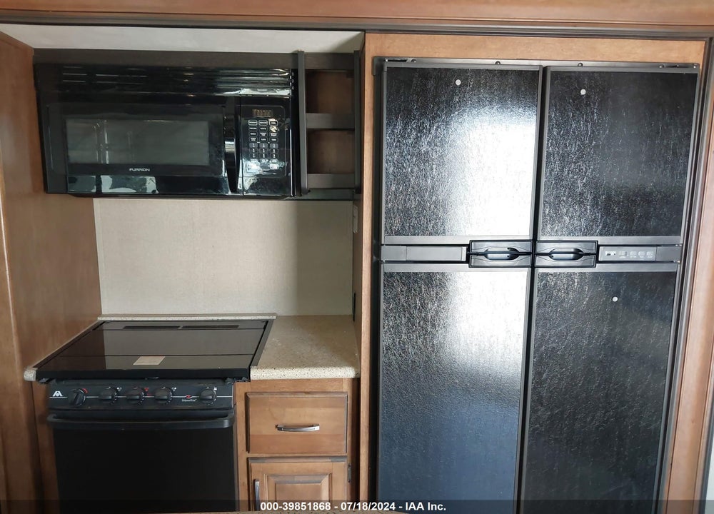2017 GRAND DESIGN 337RLS VIN: 573FR3627H3312975