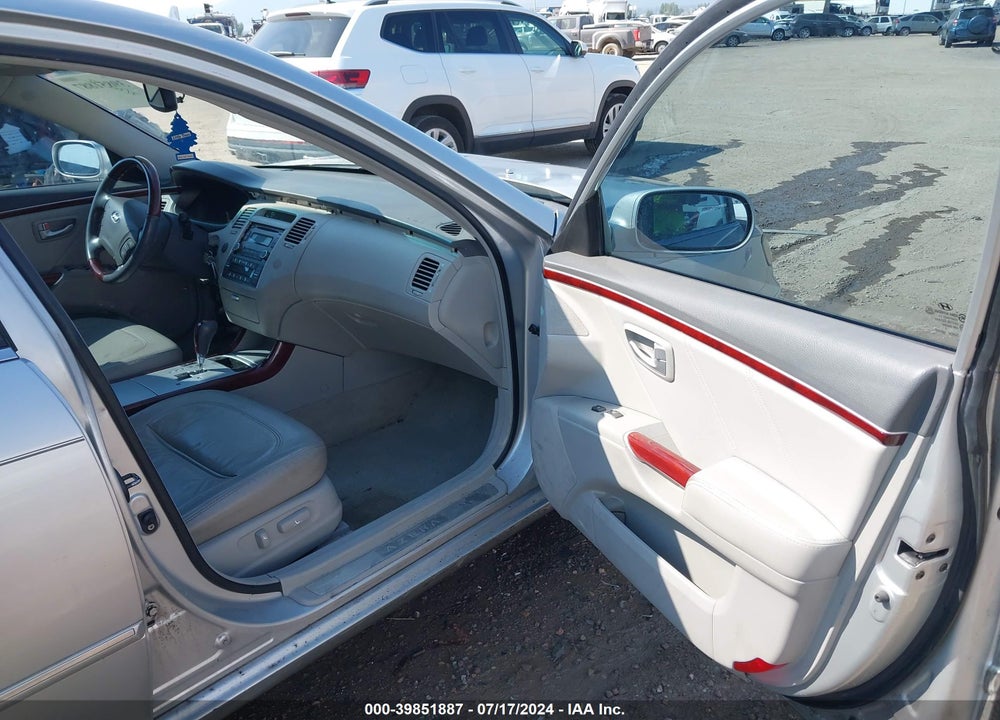 2006 HYUNDAI AZERA LIMITED/SE VIN: KMHFC46F46A059281