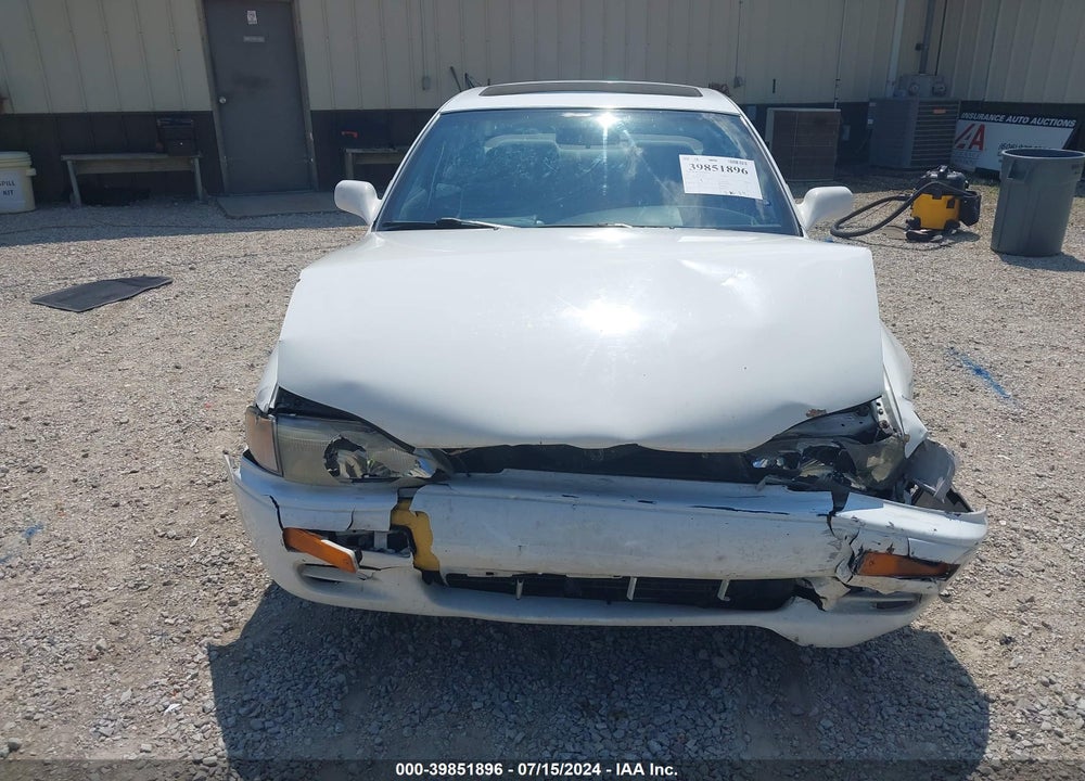 1995 TOYOTA CAMRY LE VIN: 4T1SK12EXSU511112