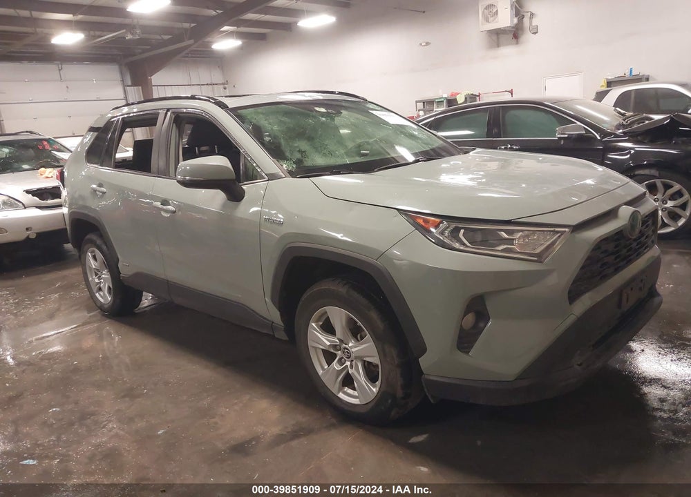2019 TOYOTA RAV4 HYBRID XLE VIN: JTMRWRFV8KD512131