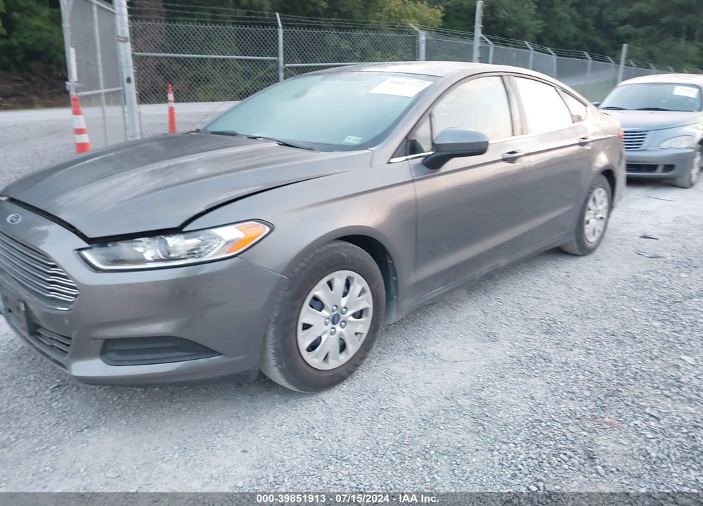 2013 FORD FUSION S VIN: 3FA6P0G79DR153125