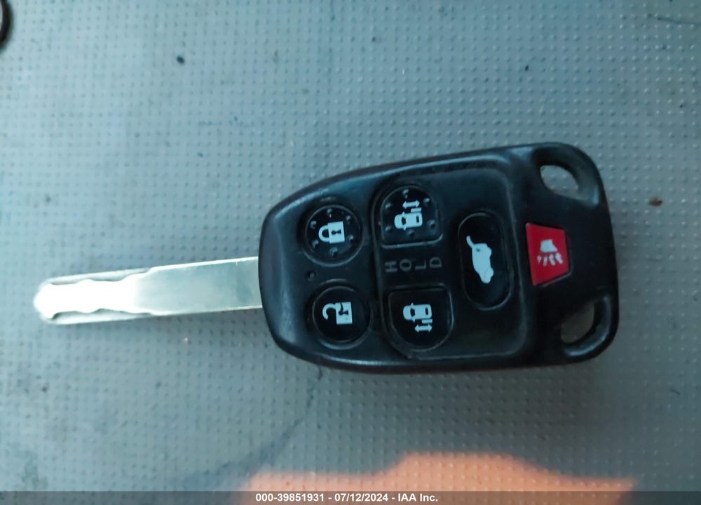 2011 HONDA ODYSSEY EX-L VIN: 5FNRL5H60BB046677
