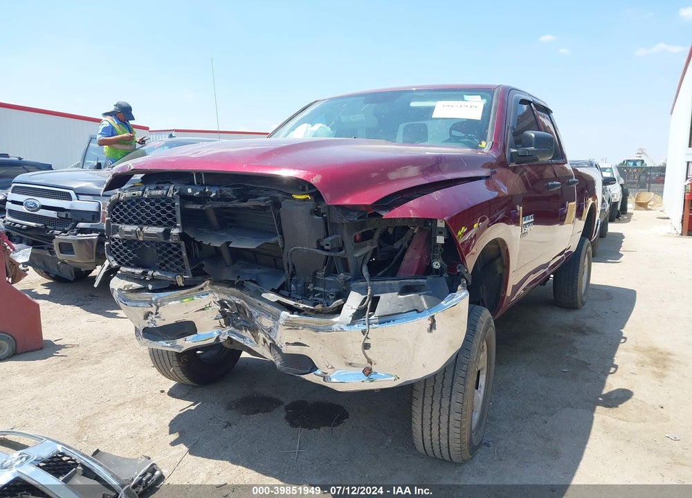 2019 RAM 1500 CLASSIC TRADESMAN QUAD CAB 4X2 6'4 BOX VIN: 1C6RR6FG8KS579564