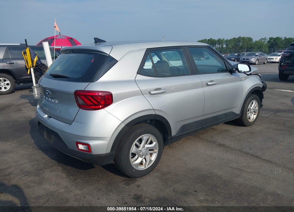 2022 HYUNDAI VENUE SE VIN: KMHRB8A34NU163500