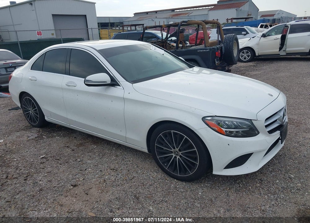 2021 MERCEDES-BENZ C 300 SEDAN VIN: W1KWF8DB5MR650002