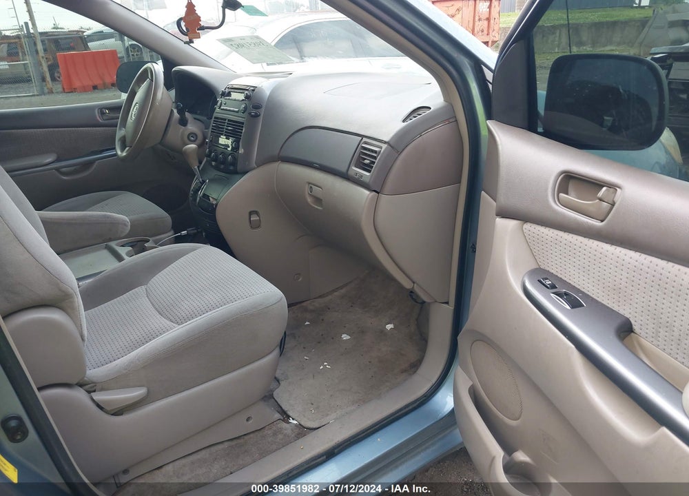2006 TOYOTA SIENNA LE VIN: 5TDZA23C46S450956