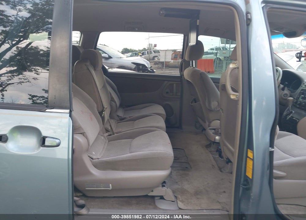2006 TOYOTA SIENNA LE VIN: 5TDZA23C46S450956