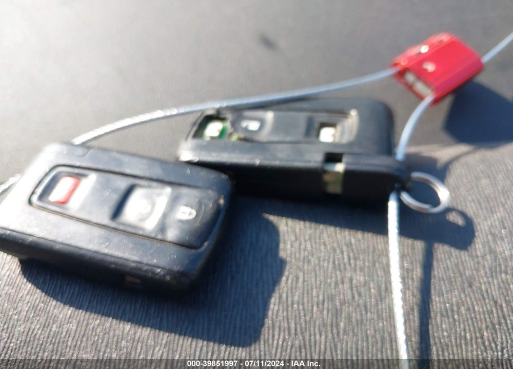 2008 TOYOTA PRIUS VIN: JTDKB20U583381145