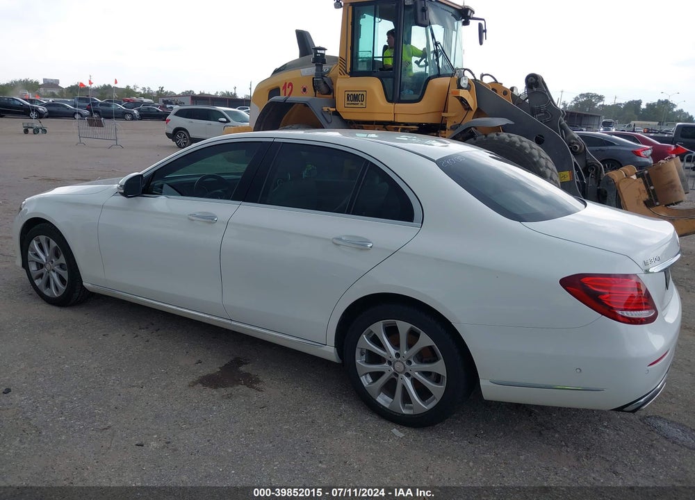2017 MERCEDES-BENZ E 300 VIN: WDDZF4JB2HA173494