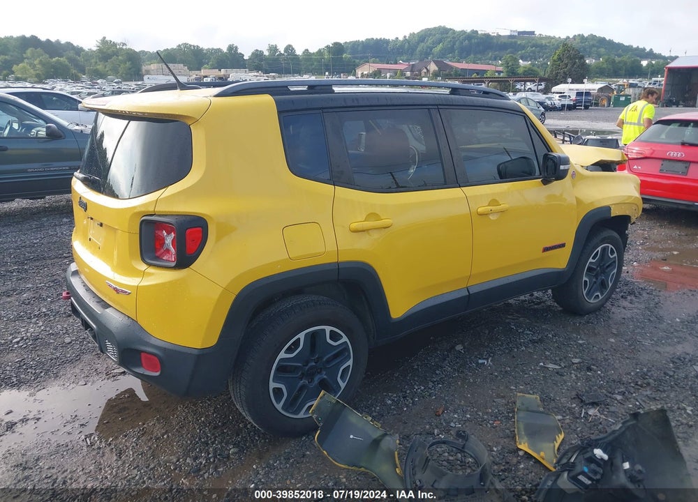 2015 JEEP RENEGADE TRAILHAWK VIN: ZACCJBCT2FPB95923