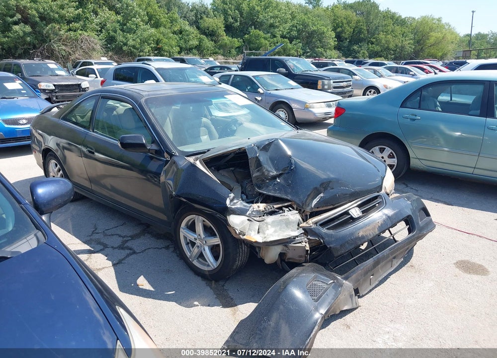 2001 HONDA ACCORD 3.0 EX VIN: 1HGCG22541A003218