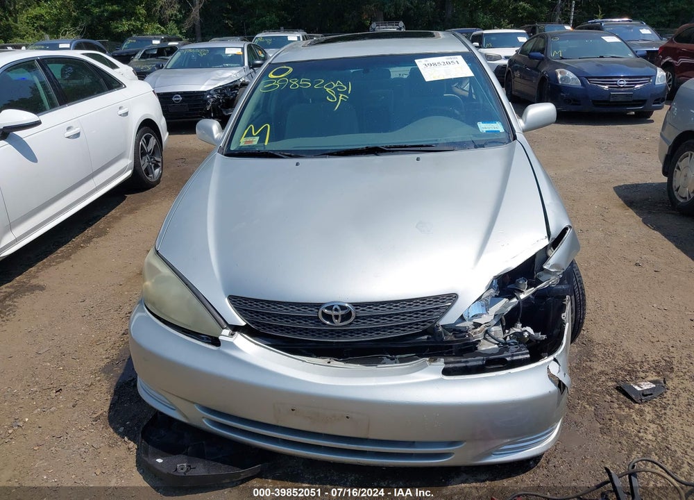 2004 TOYOTA CAMRY LE V6 VIN: 4T1BF32K44U581875