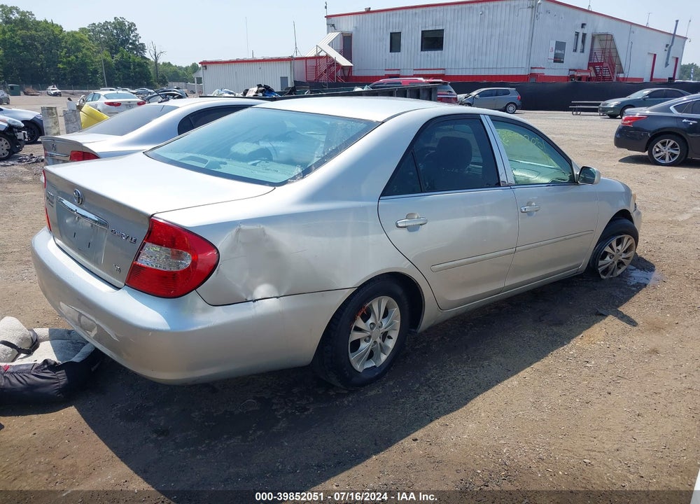 2004 TOYOTA CAMRY LE V6 VIN: 4T1BF32K44U581875