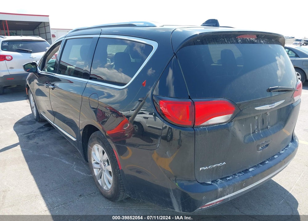 2018 CHRYSLER PACIFICA TOURING L PLUS VIN: 2C4RC1EG8JR257327