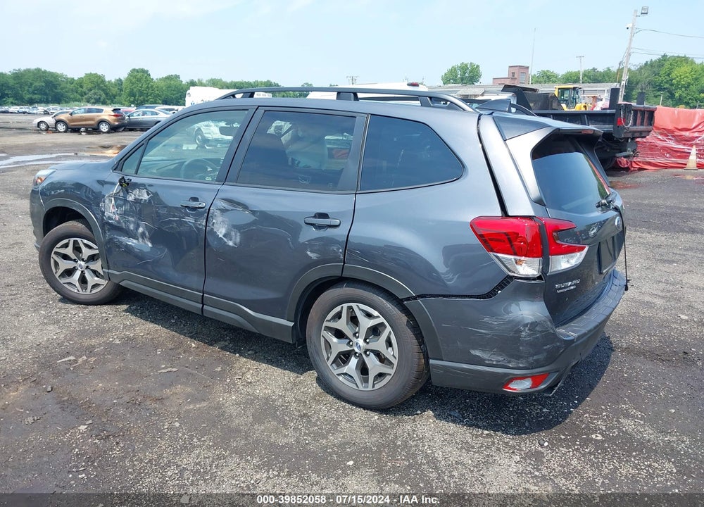 2024 SUBARU FORESTER PREMIUM VIN: JF2SKADC9RH439050