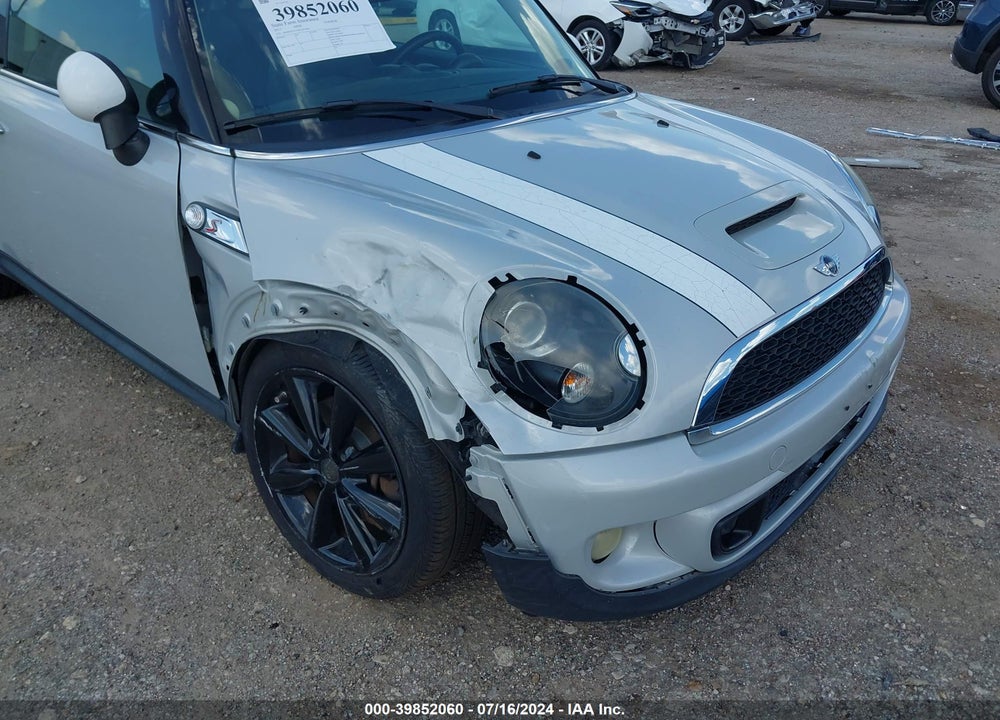 2013 MINI HARDTOP VIN: WMWSV3C54DT477664