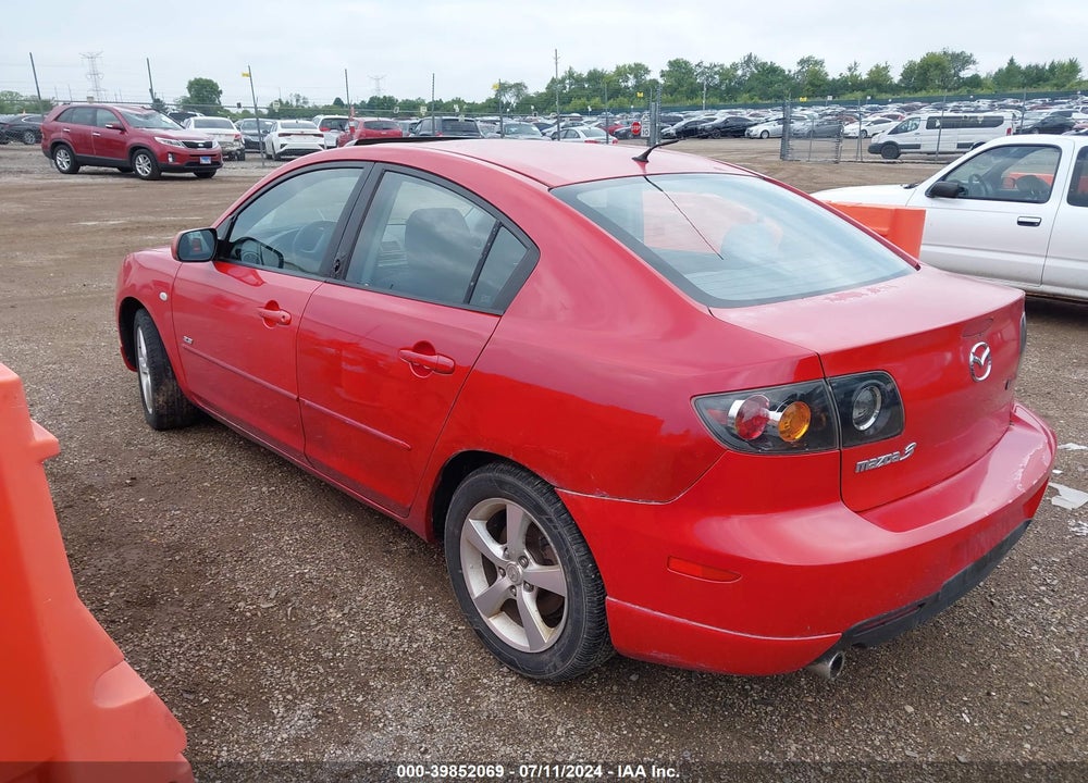 2005 MAZDA 3 S VIN: JM1BK323751256424