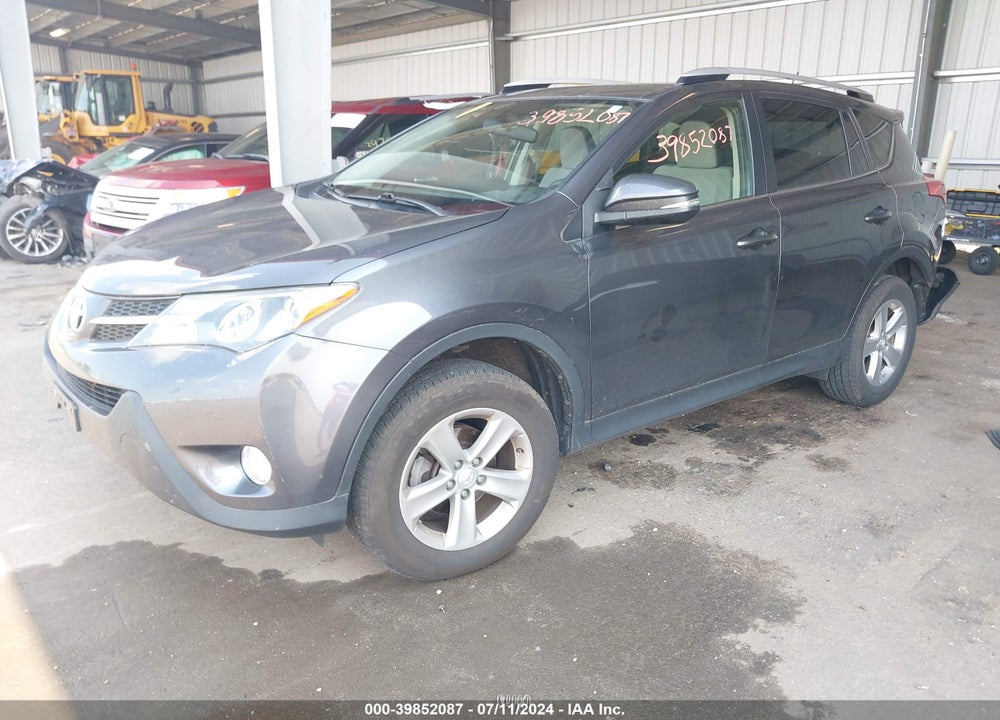 2014 TOYOTA RAV4 XLE VIN: JTMRFREV9EJ003088