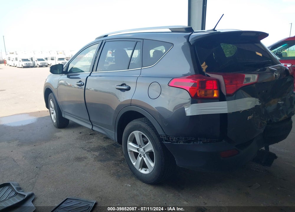 2014 TOYOTA RAV4 XLE VIN: JTMRFREV9EJ003088