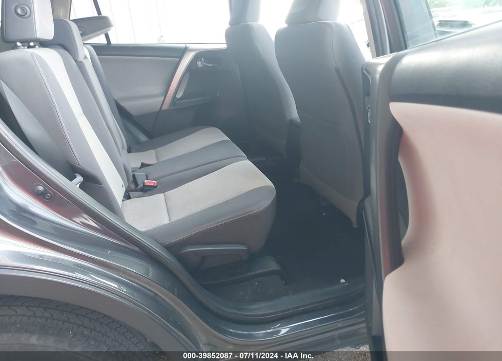 2014 TOYOTA RAV4 XLE VIN: JTMRFREV9EJ003088