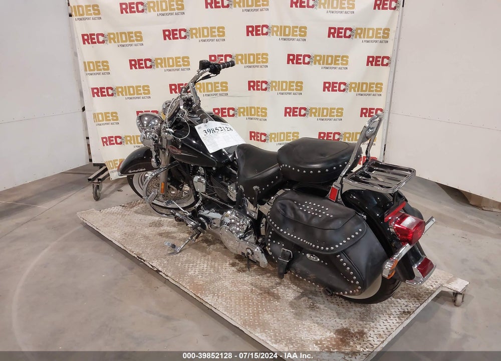 2007 HARLEY-DAVIDSON FLSTC VIN: 1HD1BW5117Y023655