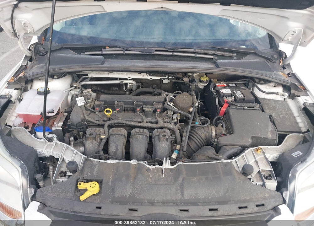 2014 FORD FOCUS SE VIN: 1FADP3F27EL198305