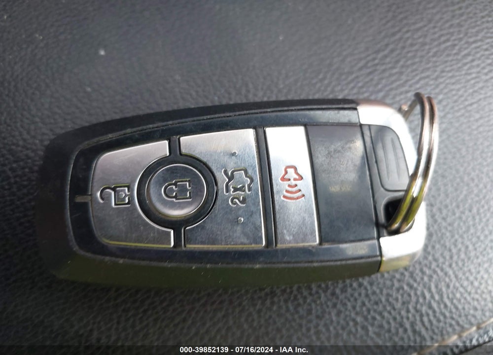2019 FORD FUSION SE VIN: 3FA6P0HD6KR173205