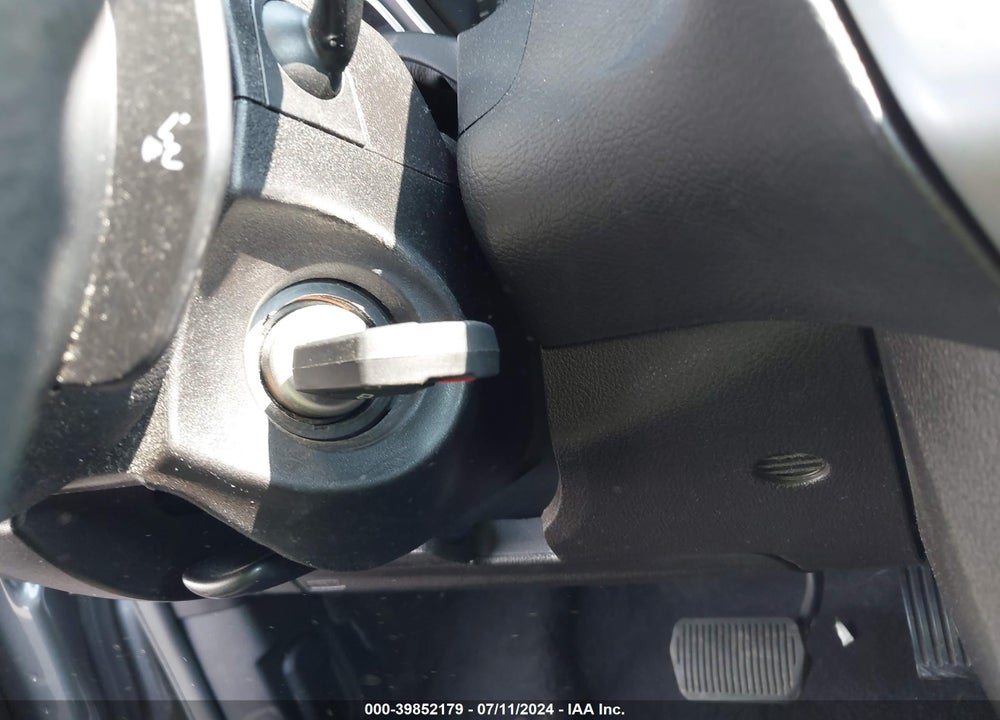 2013 FORD FOCUS SE VIN: 1FADP3K29DL374579