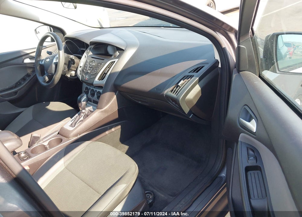 2013 FORD FOCUS SE VIN: 1FADP3K29DL374579