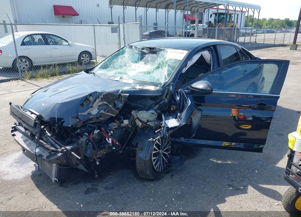 2019 VOLKSWAGEN JETTA 1.4T SEL VIN: 3VWEB7BU6KM193096